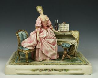 Capodimonte Antonio Borsato Figurine 1206 " Lady With Piano " Worldwide