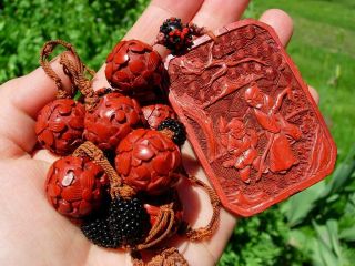 AN ANTIQUE CHINESE CARVED CINNABAR LACQUER PENDANT & BEADS NECKLACE 7