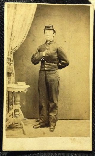 Cdv Civil War Soldier Hand Over Heart Tax Stamp Mechanicsburg Pennsylvania Named