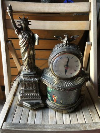 Statue Of Liberty Vintage Clock 1940’s/50’s United Clock Corp
