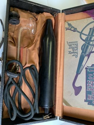 The Shelton high frequency Violet Ray Antique Quack Medical Device 4