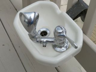 Vintage Kohler U.  S.  A Porcelain Water Drinking Fountain Taylor Fixture Wall Mount