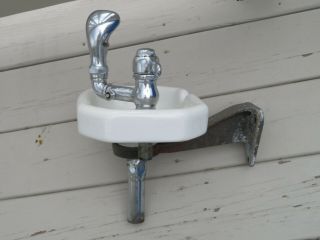 Vintage Kohler U.  S.  A Porcelain Water Drinking Fountain Taylor Fixture Wall Mount 5