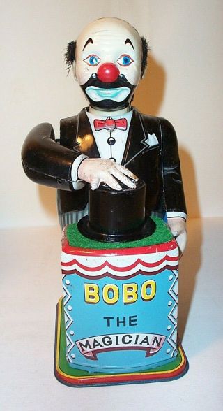 Happy - Go - Lucky (bobo) Magician Tin Litho Wind - Up Toy Nomura Japan Hobo Clown