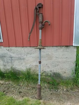 Vintage F.  E.  Myers Cast Iron Well Water Hand Pump