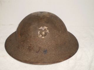 U.  S.  Ww1 M1917 Helmet,  Zc40 With Ww1 Usmc Badge