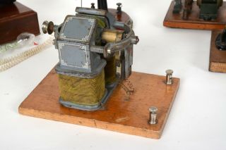 Early electric motor for rotating geissler tubes,  coil,  dynamo by Percaud,  Schönner 8