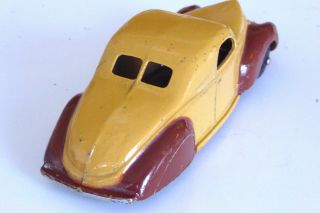 Dinky 39cu Lincoln Zephyr.  The very rare US issue in tan and dark brown.  VGC. 5