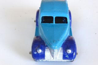 Dinky 39bu Oldsmobile.  The very rare US issue in two - tone blue. 8