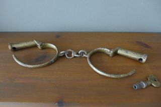 Vintage / Antique Shackles With One Key Collector Hobby