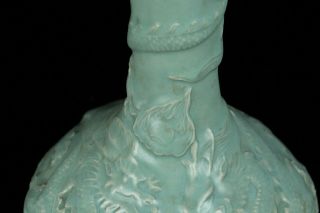 APR246 CHINESE LONGQUAN CELADON PORCELAIN DRAGON RELIEF BOTTLE VASE 9