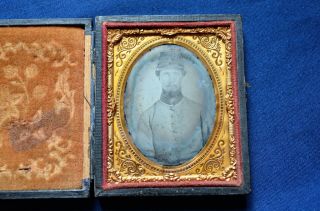 1/9th Plate Ambrotype Of Confederate Soldier Wearing Shell Jacket
