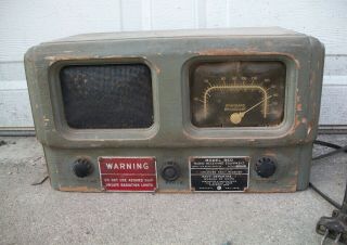 Antique 1945 Wwii U.  S.  Navy Am Radio.  That