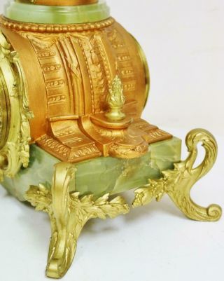 Antique French 8 Day Striking Gilt Metal & Green Onyx Lady Figurine mantel Clock 6