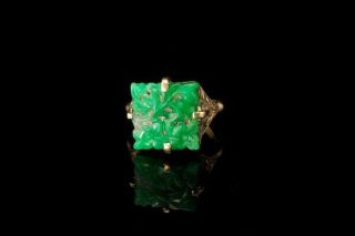 Vintage Chinese Carved Apple Green Jade 14k Ring A38500