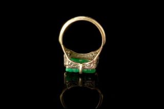VINTAGE CHINESE CARVED APPLE GREEN JADE 14K RING A38500 6