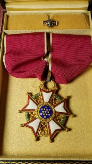 Vintage Legion Of Merit Commander Medal Badge World War 2 Boxed Army Navy