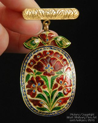 Indian Mughal Jewelry Gold,  Diamond & Enamel Oval Pendant / Brooch,  19/20th C. 5