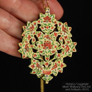 Indian Mughal Jewelry Gold,  Diamond and Enamel Pendant / Necklace,  19th Century 5