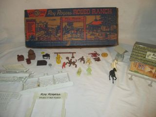 Vintage MARX Roy Rogers Rodeo Ranch Playset with Tin Cabin & Box 3