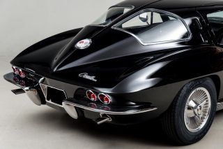1 1963 Vette Corvette Sport Car 43 Chevrolet 18 Vintage 24 Carousel Black 12 3