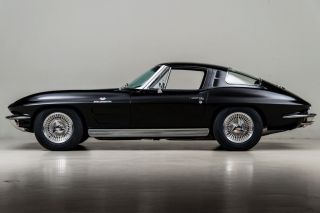 1 1963 Vette Corvette Sport Car 43 Chevrolet 18 Vintage 24 Carousel Black 12 5
