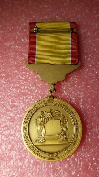 VINTAGE UNITED STATES ACT OF CONGRESS 1949 MEDAL BADGE ARMY NAVY 2