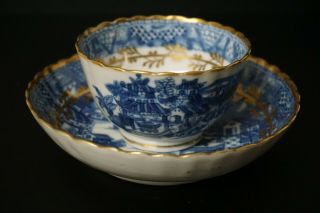 Chinese 18th Century Blue White Porcelain Tea Bowl Teabowl And Saucer