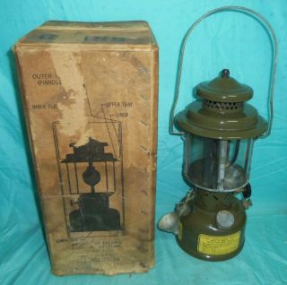 Vintage 1958 Coleman U.  S.  MILITARY Quadrant Globe Gas Lantern with Box 3