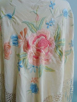 Antique Chinese Shawl Victorian Piano Cream Silk Embroidered Cabbage Roses Pink 3