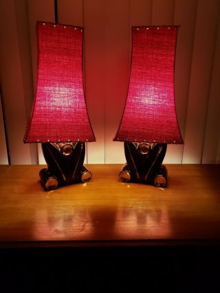 Pair Vintage Mid Century Modern Black & Gold Ceramic Lamps,  Red Retro Shades 7