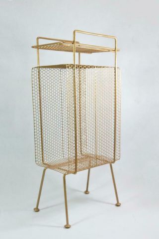 VINTAGE MCM MID CENTURY MODERN HOLLYWOOD REGENCY GOLD MESH METAL STAND TABLE 2