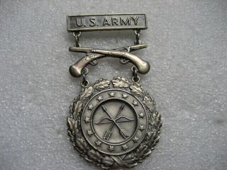 . Us Army Badge Excellence In Pistol Competition Badge