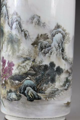 A RARE and of modern ‘famille - rose’ chinese porcelain vases 9