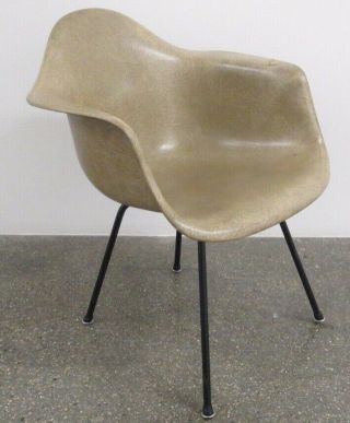 Herman Miller Eames Zenith rope edge fiberglass shell arm chair mid century tan 2