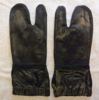VTG Unissued US Navy Rubber Mittens 3 Finger Deck Gloves Trigger Waterproof ' 58 2