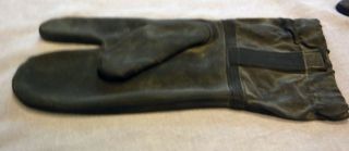 VTG Unissued US Navy Rubber Mittens 3 Finger Deck Gloves Trigger Waterproof ' 58 5