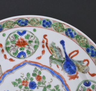 A VERY FINE QUALITY CHINESE KANGXI FAMILLE VERTE PORCELAIN PLATE WITH YOUNG BOY 4