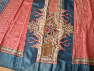 Antique Chinese Embroidered Silk Skirt.  19th cent. 3