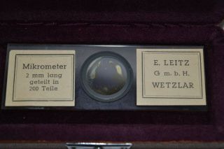 Ernst Leitz Mikrometer Microscope Slide in Storage Case 2 mm Micrometer 2