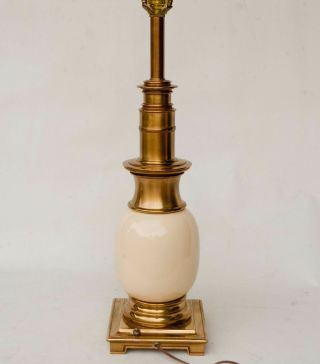 Vintage Heavy Stiffel Ostrich Egg Shape Porcelain Brass Table Lamp EXC 11