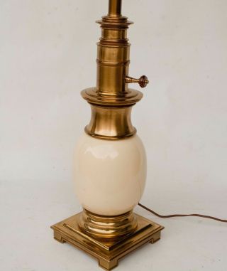 Vintage Heavy Stiffel Ostrich Egg Shape Porcelain Brass Table Lamp EXC 4