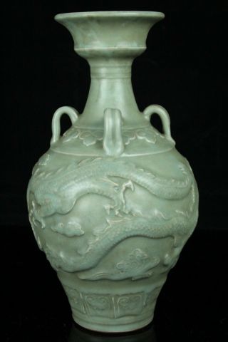 APR245 CHINESE LONGQUAN CELADON PORCELAIN DRAGON RELIEF BOTTLE VASE 3