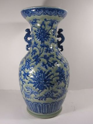 47 cm LARGE celadon relief QIANLONG Chinese porcelain vase blue withe 18th19thc 11