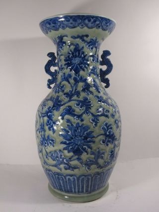 47 cm LARGE celadon relief QIANLONG Chinese porcelain vase blue withe 18th19thc 12