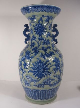 47 Cm Large Celadon Relief Qianlong Chinese Porcelain Vase Blue Withe 18th19thc