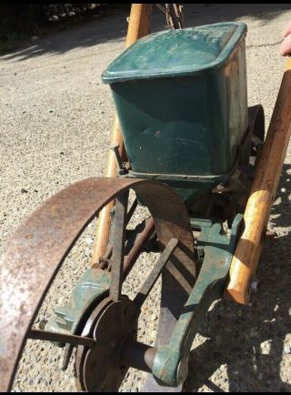 Antique Planet Jr No.  4 Row Seeder 6