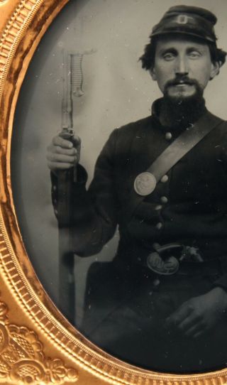 Antique Confederate Soldier Civil War Ambrotype Photograph Rifle Bayonet Pistol 5