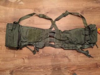 Survival Vest & Knife With Other Items - Usn A - 6e Intruder (combat Worn)