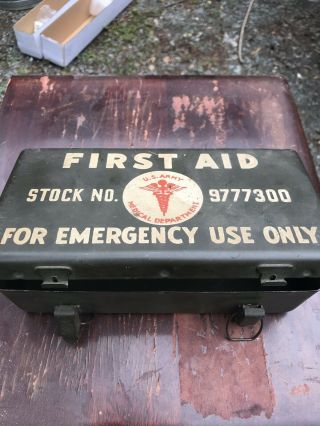Wwii Ww2 9777300 First Aid Box Medical Kit 1944 & 1945 Us Army Medic